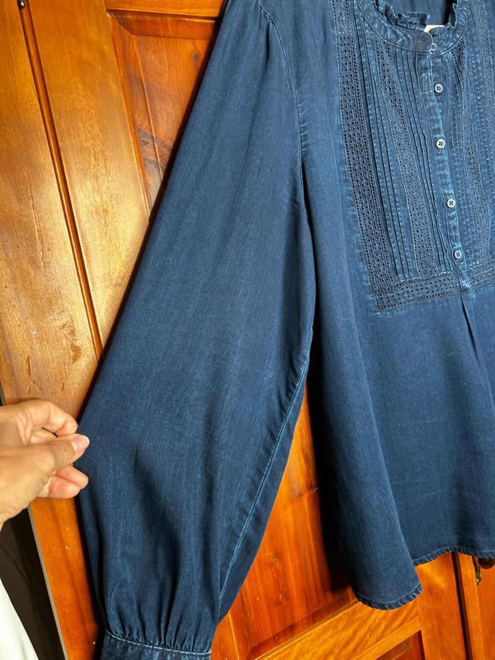 Chambray Embroidered Lace Cutwork Yoke Long Sleeve Blouse Peasant Cottagecore - Picture 8 of 14
